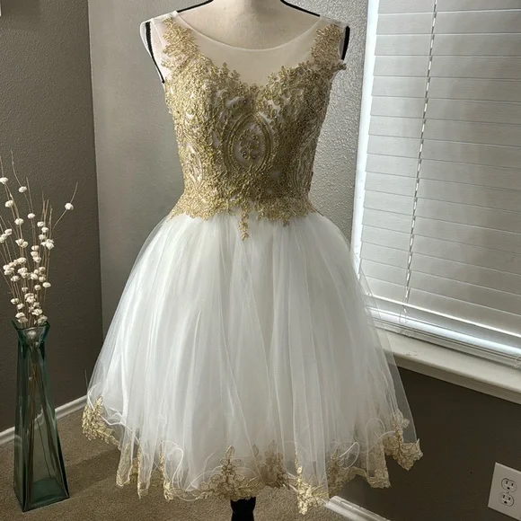 white and gold 2 piece prom dress Crystals Two Piece Short White Prom Dresses Homecoming Dresses – Hoprom main image 1